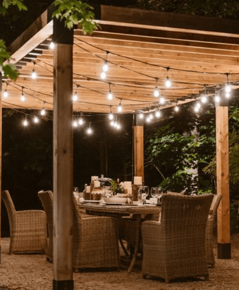 Réussir son dîner en extérieur - Pergola